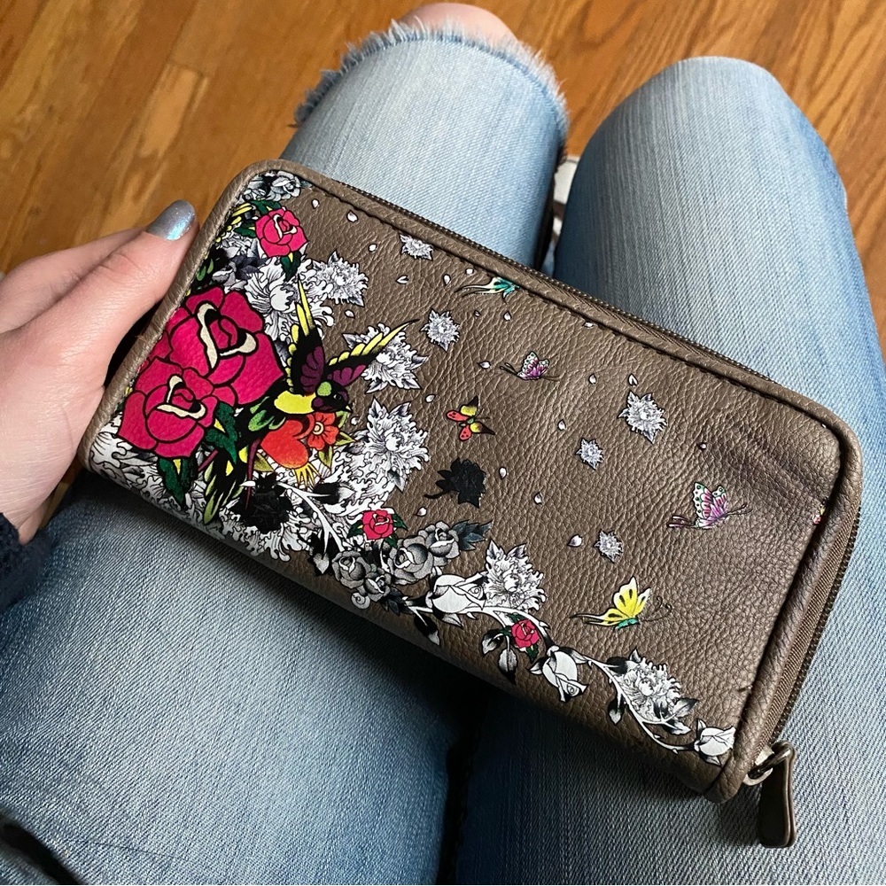 Ed Hardy Wallet - Picture 2 of 4